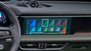 Protector de vidrio templado Pixsel en el monitor PORSCHE MACAN - 12.5“ 2024 -