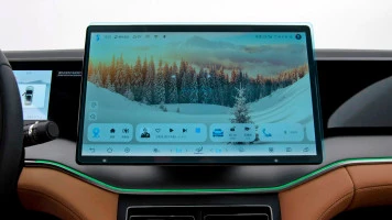 Protector de vidrio templado Pixsel en el monitor BYD SONG L DM-I - 13.7“ 2024 -