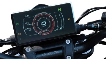 Protector de vidrio templado Pixsel en el velocímetro de la moto CFMOTO 250NK 6.9“