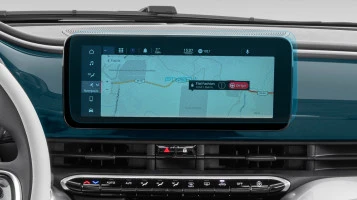 Protector de vidrio templado Pixsel en el monitor FIAT 500E - 12.2“ 2020 - (332)