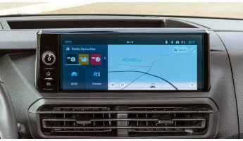 Protector de vidrio templado Pixsel en el monitor CITROEN SPACETOURER - 11“ 2024 -