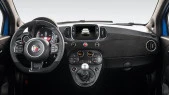 Protector de vidrio templado Pixsel en el monitor FIAT 595 - 9.6“ 2018 -