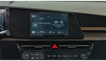 Protector de vidrio templado Pixsel en el monitor KIA NIRO - 8.9“ 2022 -