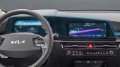 Protector de vidrio templado Pixsel en el panel de instrumentos KIA NIRO - 30.3“ 2022 -