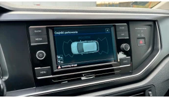 Protector de vidrio templado Pixsel en el monitor VOLKSWAGEN POLO - 6.5“ 2017 -