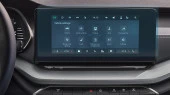 Protector de vidrio templado Pixsel en el monitor SKODA OCTAVIA - 13.4“ 2024 -