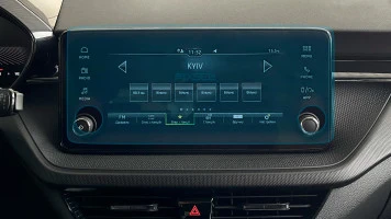 Protector de vidrio templado Pixsel en el monitor SKODA FABIA - 12.5“ 2021 -