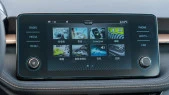 Protector de vidrio templado Pixsel en el monitor SKODA FABIA - 12.5“ 2021 -