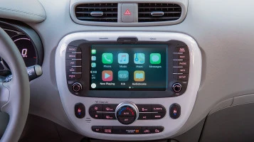 Protector de vidrio templado Pixsel en el monitor KIA SOUL - 7.9“ 2014 - 2019