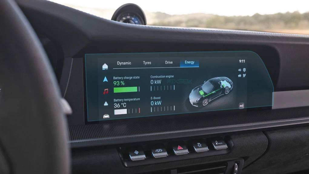 Protector de vidrio templado Pixsel en el monitor PORSCHE 911 - 13.5“ 2024 -