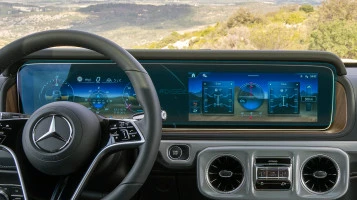 Protector de vidrio templado Pixsel en el panel de instrumentos MERCEDES BENZ G-CLASS - 28.5“ 2024 -