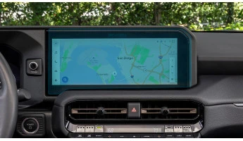 Protector de vidrio templado Pixsel en el monitor TOYOTA PRADO - 14.5“ 2024 -