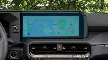 Protector de vidrio templado Pixsel en el monitor TOYOTA PRADO - 14.5“ 2024 -