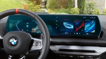 Protector de vidrio templado Pixsel en el panel de instrumentos BMW 1 / M1 - 26.2“ 2024 - (F70)