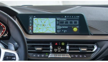 Protector de vidrio templado Pixsel en el monitor BMW 1 / M1 - 14.5“ 2019 - 2024 (F40)