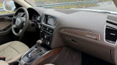 Protector de vidrio templado Pixsel en el monitor AUDI Q5 / SQ5 - 6.3“ 2012 - 2017