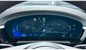Protector de vidrio templado Pixsel en el panel de instrumentos PORSCHE MACAN - 15.2“ 2024 -
