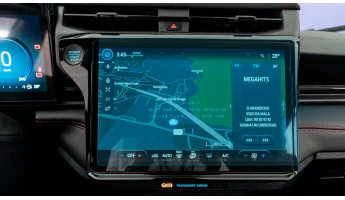 Protector de vidrio templado Pixsel en el monitor FORD PUMA - 12.9“ 2024 -