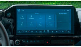 Protector de vidrio templado Pixsel en el monitor FORD TOURNEO / TRANSIT CUSTOM - 14.3“ 2023 -