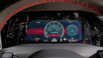 Protector de vidrio templado Pixsel en el panel de instrumentos VOLKSWAGEN GOLF - 10“ 2024 -