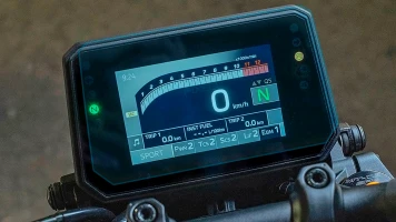 Protector de vidrio templado Pixsel en el velocímetro de la moto YAMAHA MT-09SP 2024 - 7.9“