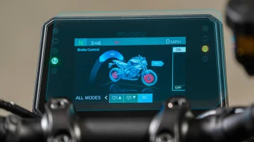 Protector de vidrio templado Pixsel en el velocímetro de la moto YAMAHA MT-09 2024 - 7.9“