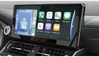 Protector de vidrio templado Pixsel en el monitor TOYOTA LAND CRUISER 300 - 13.9“ 2021 - 2024