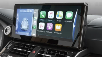 Protector de vidrio templado Pixsel en el monitor TOYOTA LAND CRUISER 300 - 13.9“ 2021 - 2024