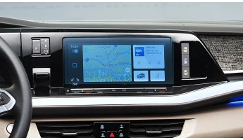 Protector de vidrio templado Pixsel en el monitor VOLKSWAGEN MULTIVAN T7 - 10.9“ 2021 -