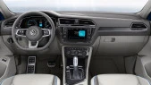 Protector de vidrio templado Pixsel en el monitor VOLKSWAGEN TIGUAN - 8“ 2017 - 2018