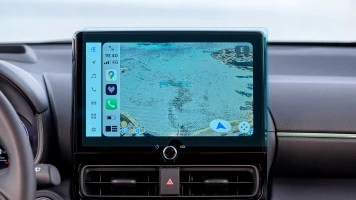 Protector de vidrio templado Pixsel en el monitor TOYOTA YARIS - 12“ 2024 -