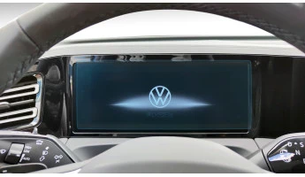 Protector de vidrio templado Pixsel en el panel de instrumentos VOLKSWAGEN TIGUAN - 13“ 2024 -