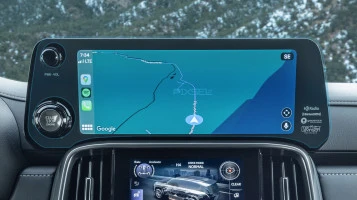 Protector de vidrio templado Pixsel en el monitor LEXUS LX - 17.2“ 2021 -