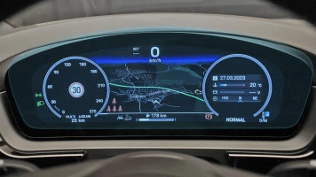 Protector de vidrio templado Pixsel en el panel de instrumentos PORSCHE PANAMERA - 15.2“ 2024 -
