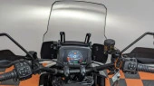 Protector de vidrio templado Pixsel en el velocímetro de la moto HARLEY-DAVIDSON 2024 CVO PAN AMERICA 6.9“