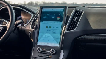 Protector de vidrio templado Pixsel en el monitor FORD EDGE - 12.4“ 2015 - 2022