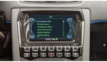 Protector de vidrio templado Pixsel en el monitor LAMBORGHINI AVENTADOR - 5.9“ 2018 -