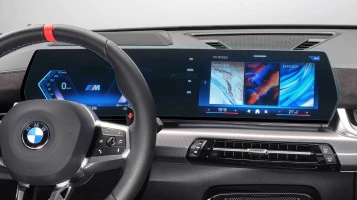 Protector de vidrio templado Pixsel en el panel de instrumentos BMW X2 / X2M - 26.2“ 2023 - (U10)