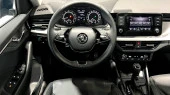 Protector de vidrio templado Pixsel en el monitor SKODA KAMIQ - 6.5“ 2023 -