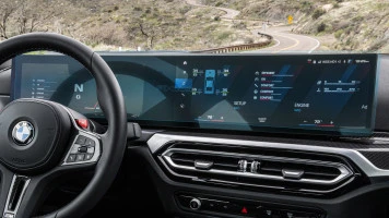 Protector de vidrio templado Pixsel en el monitor BMW 2 / M2 - 30.1“ 2022 - (G87, G42, U06)