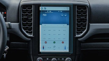 Protector de vidrio templado Pixsel en el monitor FORD RANGER - 11“ 2023 -