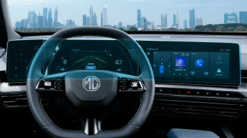 Protector de vidrio templado Pixsel en el monitor MG ONE - 32.6“ 2021 -