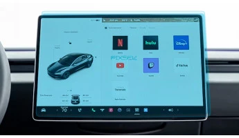 Protector de vidrio templado Pixsel en el monitor TESLA MODEL 3 - 16“ 2023 -