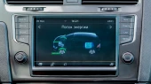 Protector de vidrio templado Pixsel en el monitor VOLKSWAGEN E-GOLF - 8“ 2017 - 2020