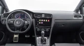 Protector de vidrio templado Pixsel en el monitor VOLKSWAGEN GOLF - 11.4“ 2017 - 2020
