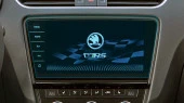 Protector de vidrio templado Pixsel en el monitor SKODA OCTAVIA - 12.1“ 2017 - 2020