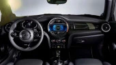 Protector de vidrio templado Pixsel en el monitor MINI COOPER - 8.7“ 2020 - 2023