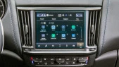 Protector de vidrio templado Pixsel en el monitor MASERATI LEVANTE - 8.5“ 2020 - 2024