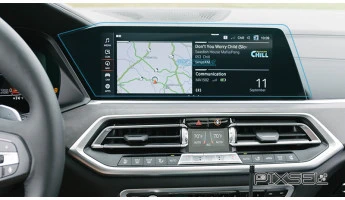 Protector de vidrio templado Pixsel en el monitor BMW X7 - 17.4“ 2019 - 2022 (G07)