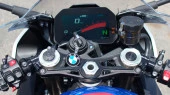 Protector de vidrio templado Pixsel en el velocímetro de la moto BMW S1000 R/RR/XR 8.7“